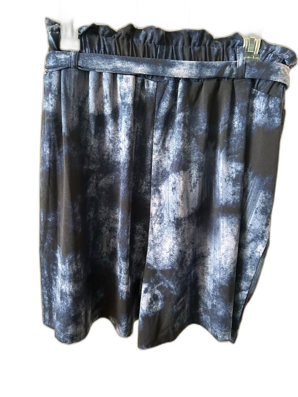 LuLaRoe Dark Navy Elastic Waist Shorts - Size 2X
